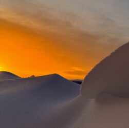 Новини світу - Антарктичне диво: на Вернадському зафіксували застиглі хвилі зі снігу