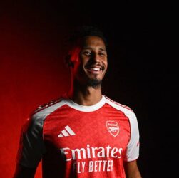 Новини спорту - Арсенал домовляється про новий контракт зі своїм лідером