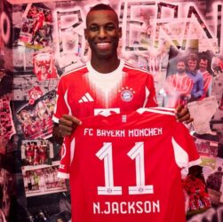 Новини спорту - Баварія підписала гравця, який став інтернет-сенсацією