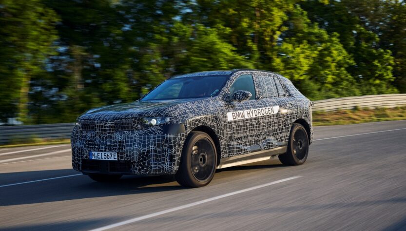 Авто новини - BMW дала перший офіційний погляд на новий X5