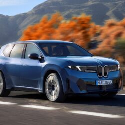 Авто новини - BMW представила електричний iX3