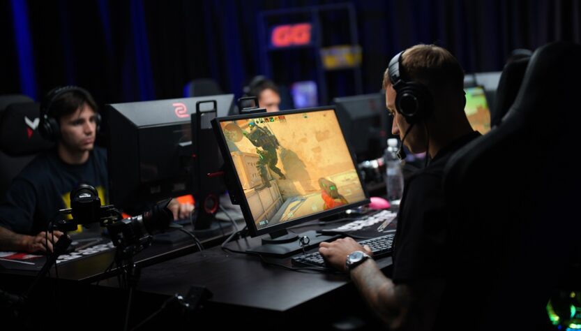 Новини спорту - Бражко і Шапаренко в клатчі, NAVI в новому складі, Тремба і Міхієнко в коментаторській