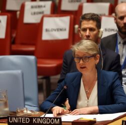 Новини світу - Британія готова збивати літаки РФ, які "заблукали"