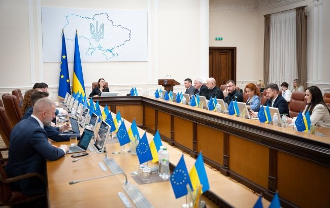 Новини України - Бюджет в умовах війни: стратегія, виживання чи латання дірок