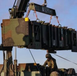 Новини світу - Частина дронів Росії летіла до бази НАТО в Польщі - ЗМІ