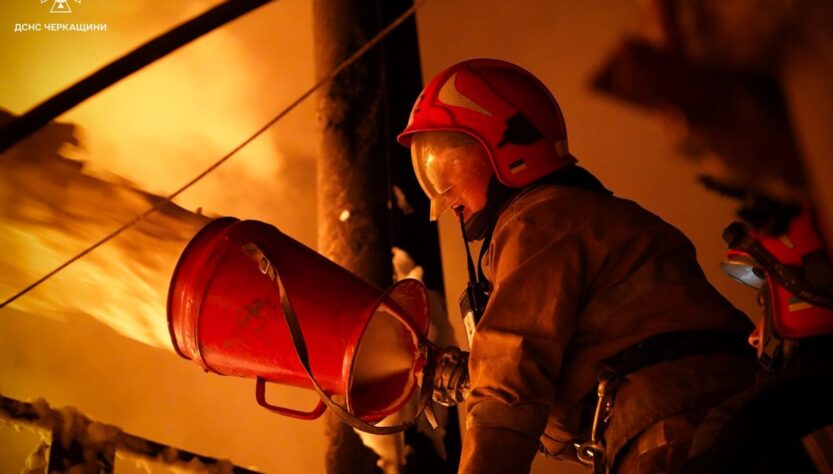 Новини України - Дронова атака на Полтавщину: горіло підприємство