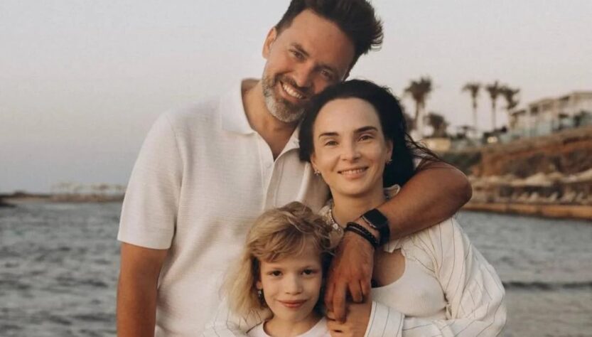 Новини культури - Дружина Мірошниченка відверто про труднощі у навчанні названої доньки