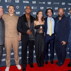 Новини спорту - Фільм за участю Усика показали в Канаді