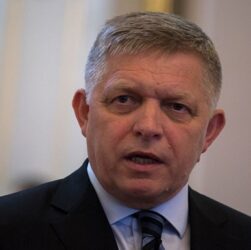 Новини політики - Фіцо заявив, що не обговорював з Путіним енергетичну блокаду України