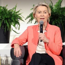 Новини світу - Фон дер Ляєн допустила збиття літаків РФ