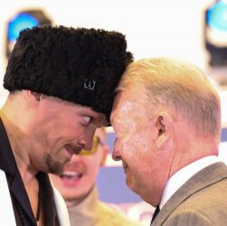 Новини спорту - Френк Воррен сприймає травму Усика як причину для невиходу на ринг