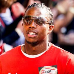 Новини спорту - Футболіст МЮ може продовжити кар'єру в команді Степаненка