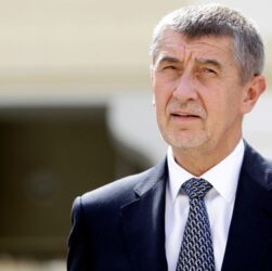 Новини світу - Ініціатива Чехії щодо боєприпасів для України під загрозою скасування