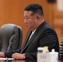 Новини світу - Кім Чен Ин наказав посилити ядерний "щит і меч" КНДР - ЗМІ