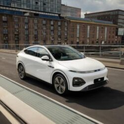 Авто новини - Китайська XPeng розпочала виробництво електрокарів у Європі