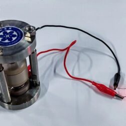 Технології - Китайські вчені створили батарею у шість разів місткішу за літій-іонні