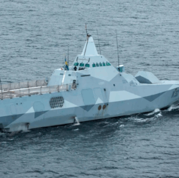 Новини світу - Кораблі НАТО провели спецоперацію через підозріле російське судно