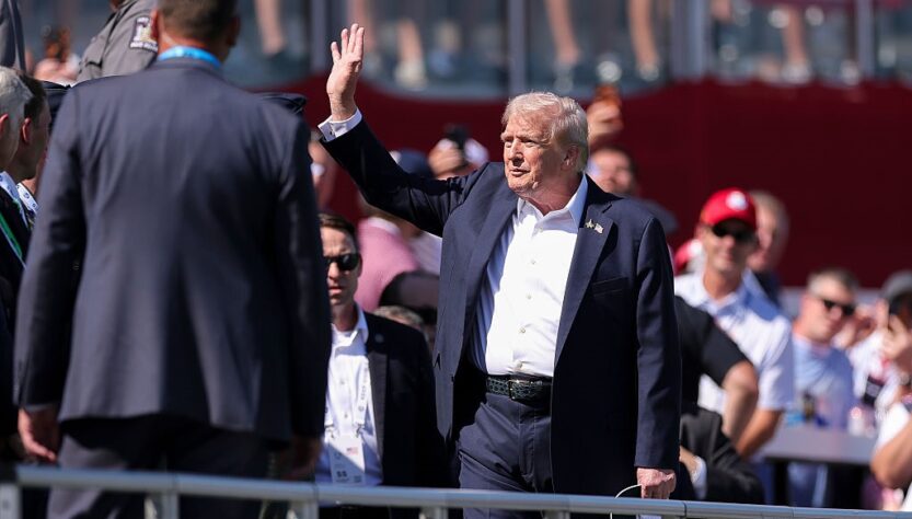 Новини світу - Крах економіки. Поворот Трампа щодо України