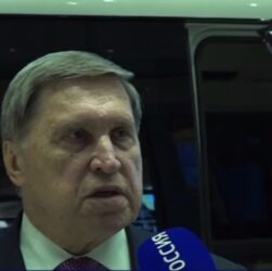 Новини світу - Кремль заперечив домовленість про зустріч лідерів