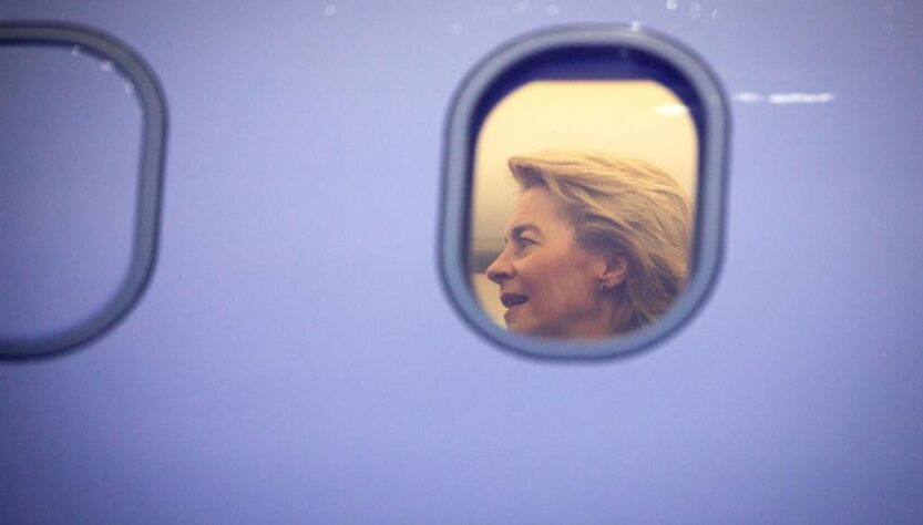 Новини світу - Літак глави Єврокомісії зазнав глушіння системи GPS