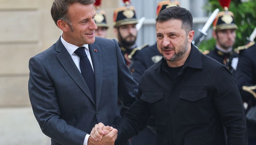 Новини світу - Макрон зробив заяву про гарантії безпеки Україні