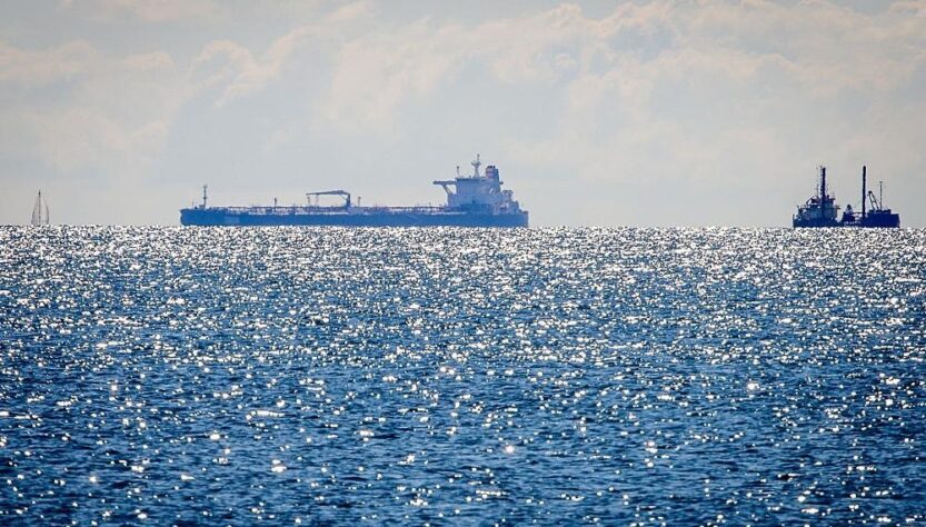 Новини бізнесу - Майже 20% нафтових танкерів належать до "тіньового флоту" Росії - ЗМІ