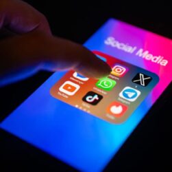 Новини бізнесу - Месенджери змінили класичні канали взаємодії бізнесу з клієнтами - експерт