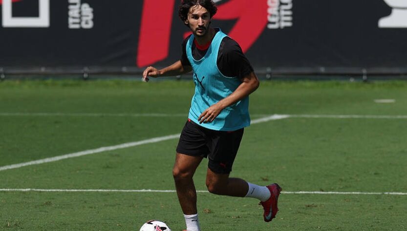 Новини спорту - Мілан готовий відпустити одного зі своїх гравців у саудівський клуб