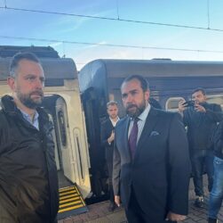 Новини України - Міністр оборони Польщі прибув з візитом у Київ