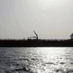 Новини світу - Морський експорт нафтопродуктів з РФ впав майже на 20%