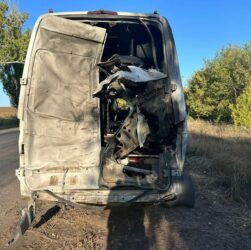 Новини України - На Донеччині дрон РФ поцілив по мікроавтобусу, троє поранених