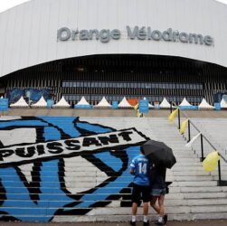 Новини спорту - Очікувана негода стала причиною перенесення матчу у Франції