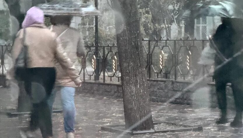 Новини України - Одесу затопило: в місті випала півторамісячна норма опадів