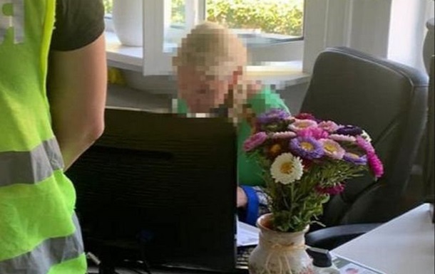 Новини України - Овочерізки для укриттів: підсудна виїхала в Туреччину "на лікування"