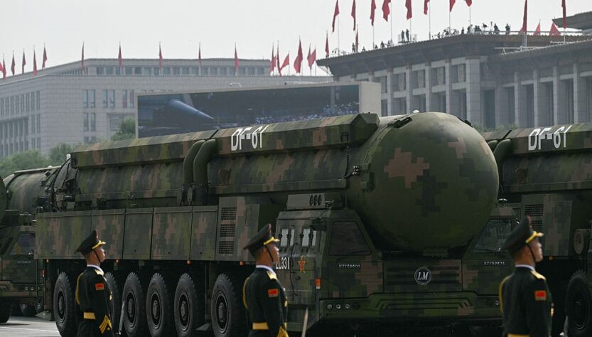 Новини світу - Парад у Китаї: провокативні заяви і потужна зброя