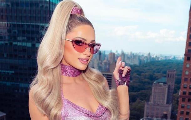 Новини культури - Періс Гілтон облаштувала окрему кімнату для сонцезахисних окулярів