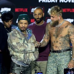 Новини спорту - Перша битва поглядів: Пол проти Девіса