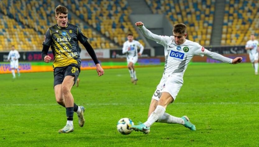 Новини спорту - Полісся дало слабину: поєдинок з Рухом програно в боротьбі за Кубок України