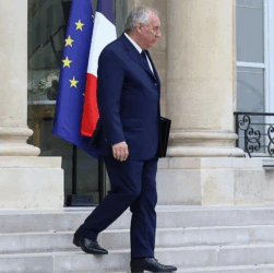 Новини України - Політична криза у Франції: що це означає для України