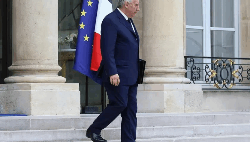 Новини України - Політична криза у Франції: що це означає для України