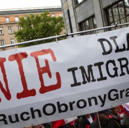 Новини світу - Польща склала список з 31 тисячі іноземців, яких планують депортувати