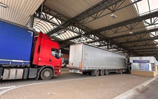 Новини України - Поляки заблокували пункт пропуску Медика-Шегині