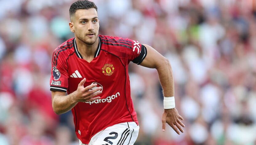 Новини спорту - Португальський захисник Дало після травми став до загальних тренувань у МЮ