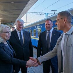 Новини України - Президент Фінляндії прибув у Київ