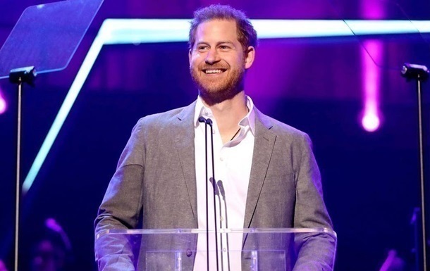 Новини культури - Принц Гаррі вшанував пам’ять королеви Єлизавети у Лондоні