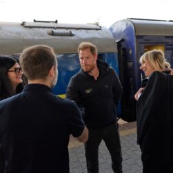 Новини культури - Принц Гаррі з несподіваним візитом прибув до Києва