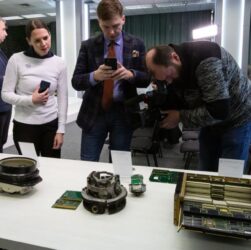 Новини України - Росія локалізує виробництво електроніки для ракет - Reuters