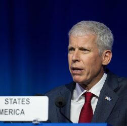 Новини бізнесу - США готові замінити для ЄС газ і нафту з Росії