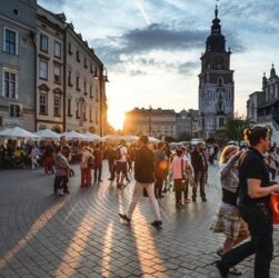 Новини світу - Стало відомо, скільки поляків готові покинути країну в разі нападу Росії
