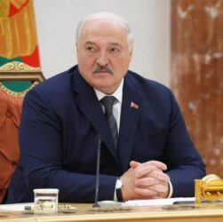 Новини політики - "Стара людина": Лукашенко відреагував на слова Зеленського